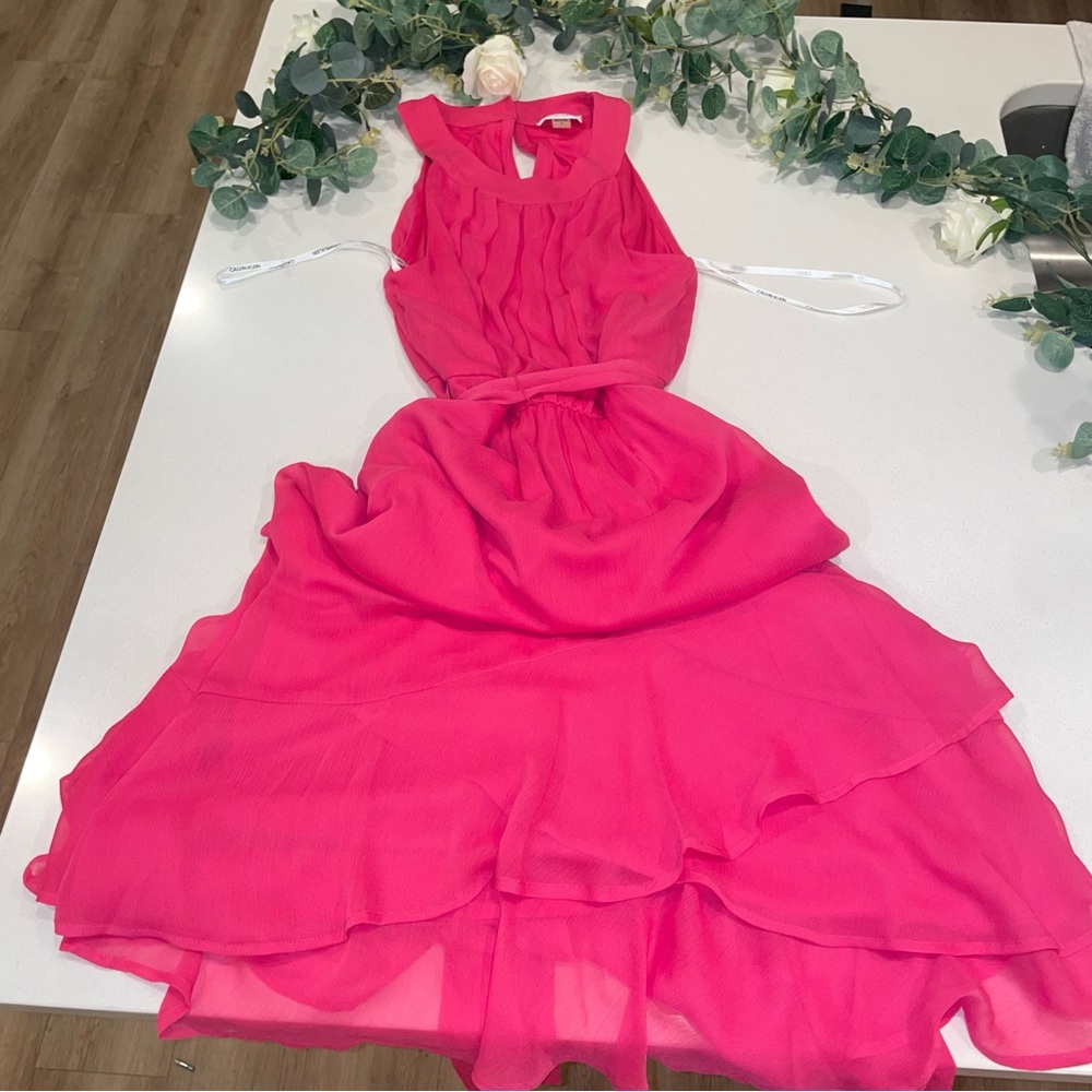 Chic Pink Sleeveless Dress